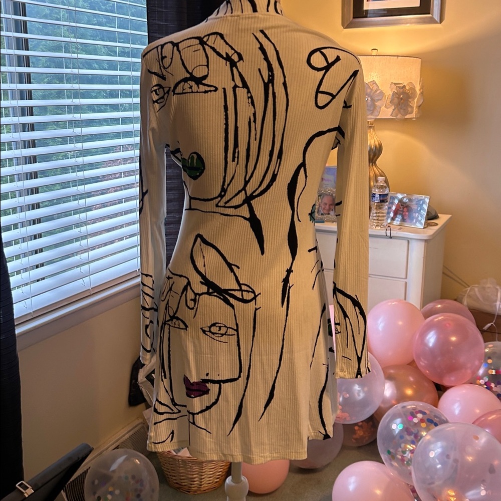 NWOT Desigual Face Art dress - Picture 4 of 7